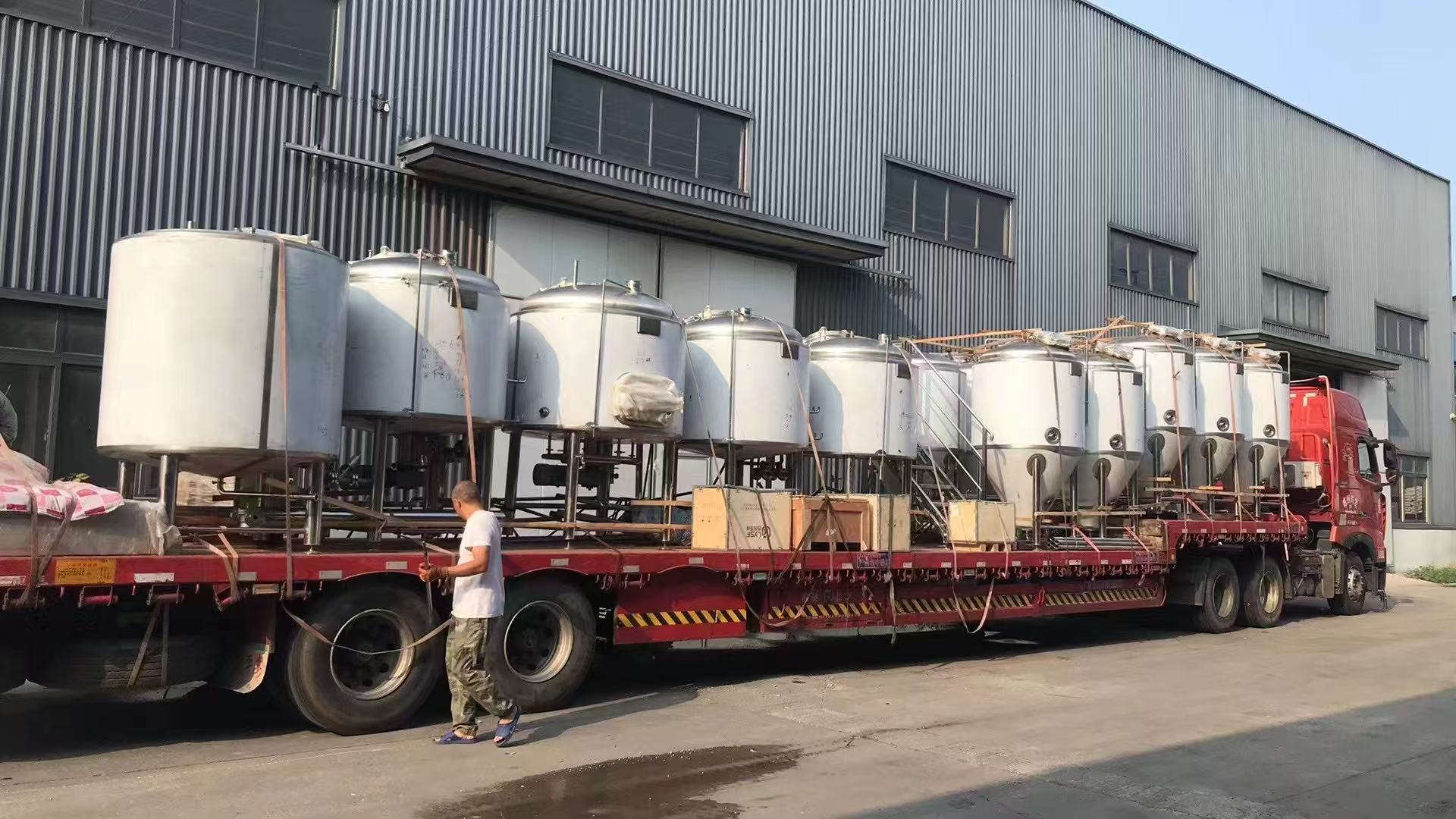 临夏县精酿啤酒设备厂—精酿啤酒设备